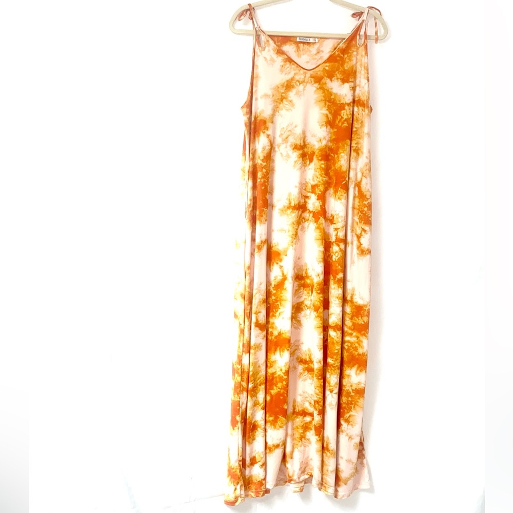 🎉Orange Maxi Dress🎉